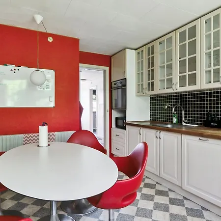 Familievilla Naer Centrum M Privat Have * Odense