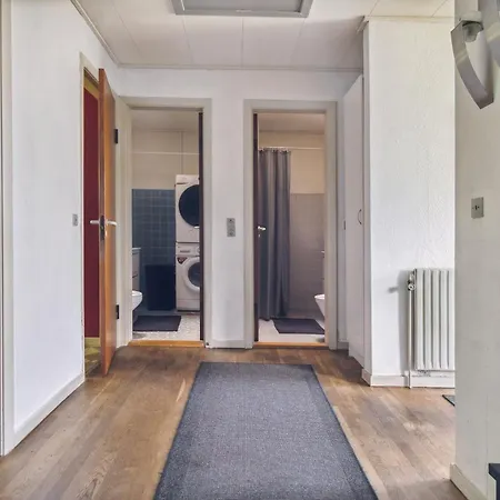 Familievilla Naer Centrum M Privat Have * Odense